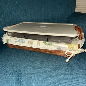 Longaberger Med Serving Tray Basket W/Botanical Field Liner & 2 Protector trays